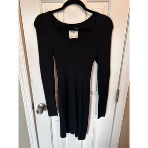 Abercrombie and Fitch sweater dress puffy, long sleeves stretchy black size smal
